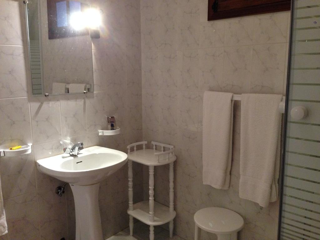 Hotel Restaurante Abba à Póvoa de Lanhoso Chambre photo